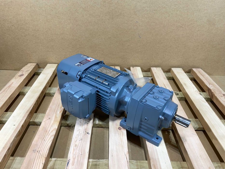 motoreduktor / przekładnia 1,1kW 110obr. 3fazowy HAMULEC SEW