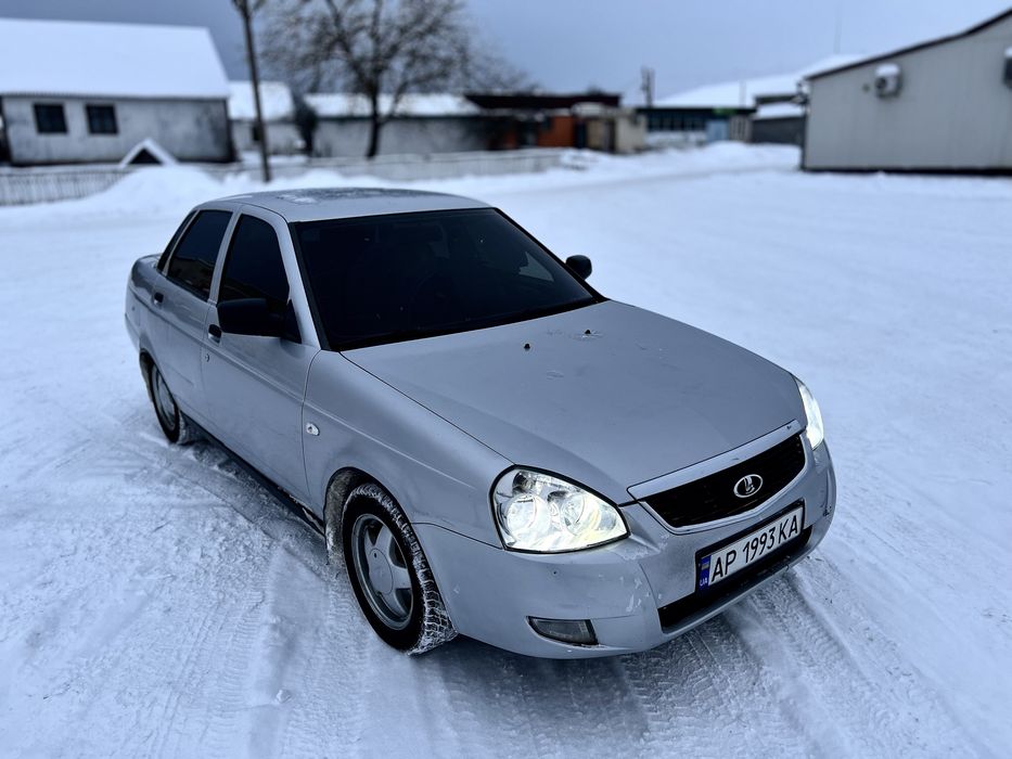 Продам приору 4-газ