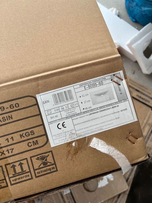 Umywalka ceramiczna 61x17x46