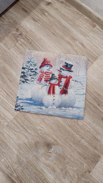 Подушки, наволочки, коврики новогодние, декоративные