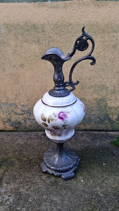 Jarro vitoriano antigo, Wavecrest