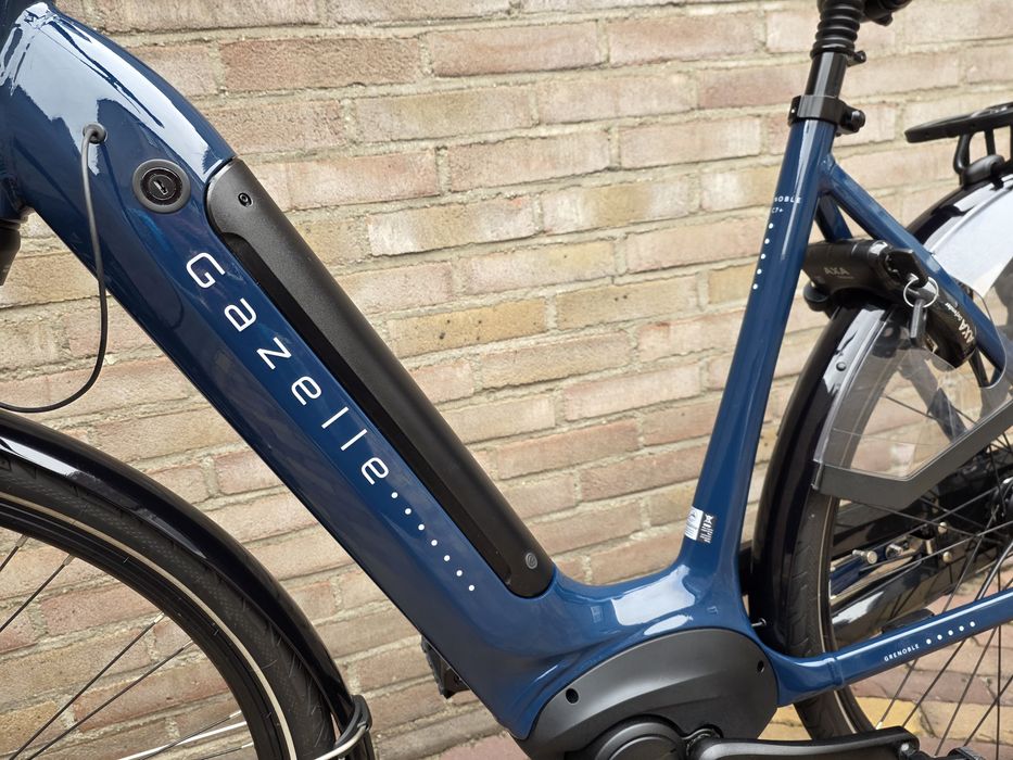 Rower Elektryczny Gazelle Grenoble HMB Smart 2025