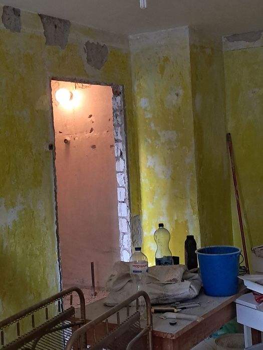 продам однокімнатні квартиру.