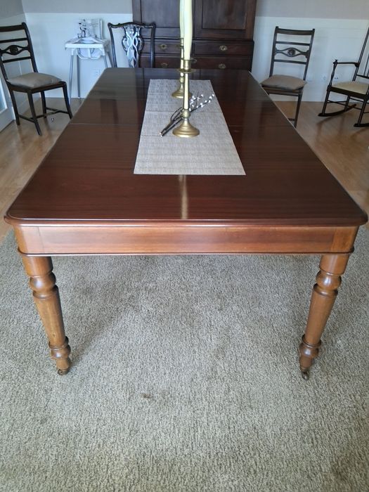 Mesa Jantar Extensível XXL em Mogno