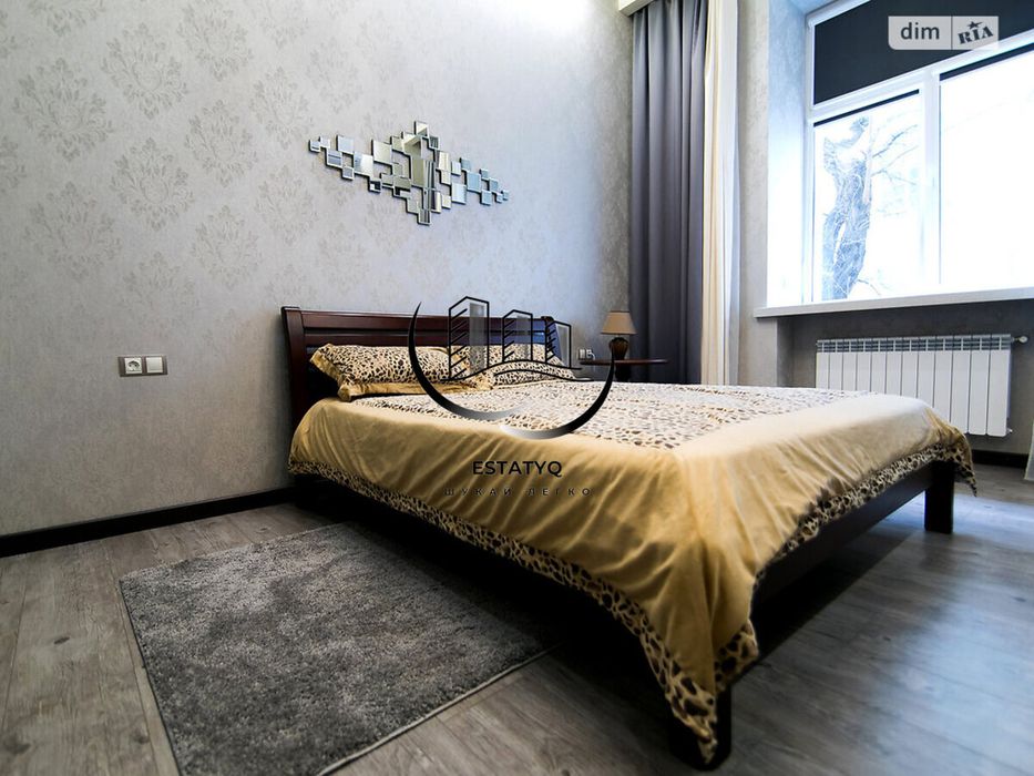 Здам 5 кімнатні апартаменти, Центр