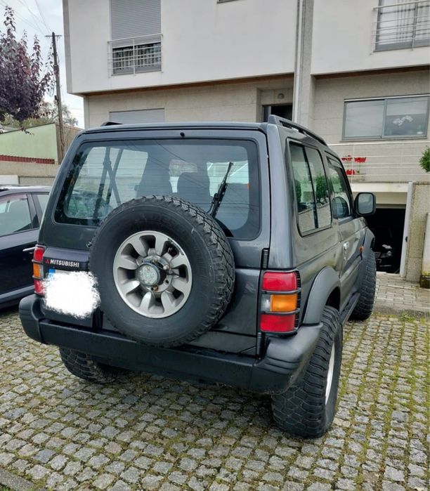 Mitsubishi Pajero 2.5 TD 4x4 (1993) – Clássico em Excelente Estado!