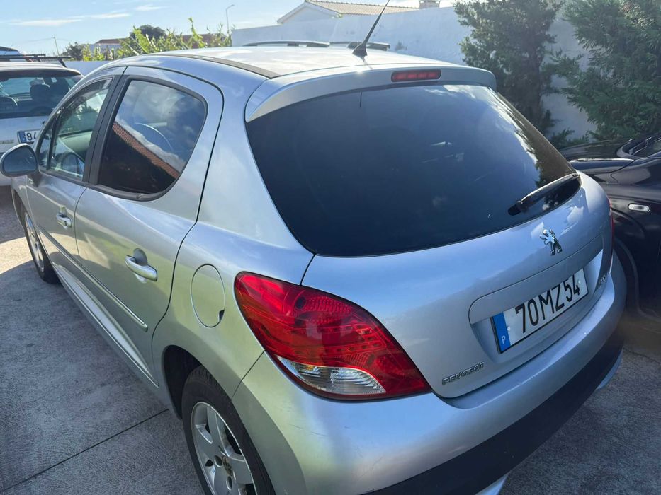 PEUGEOT 1.4 HDI - 2012