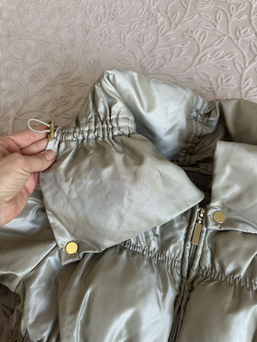 Жіночий пуховик zara