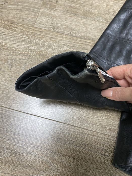 Шкіряна куртка жіноча