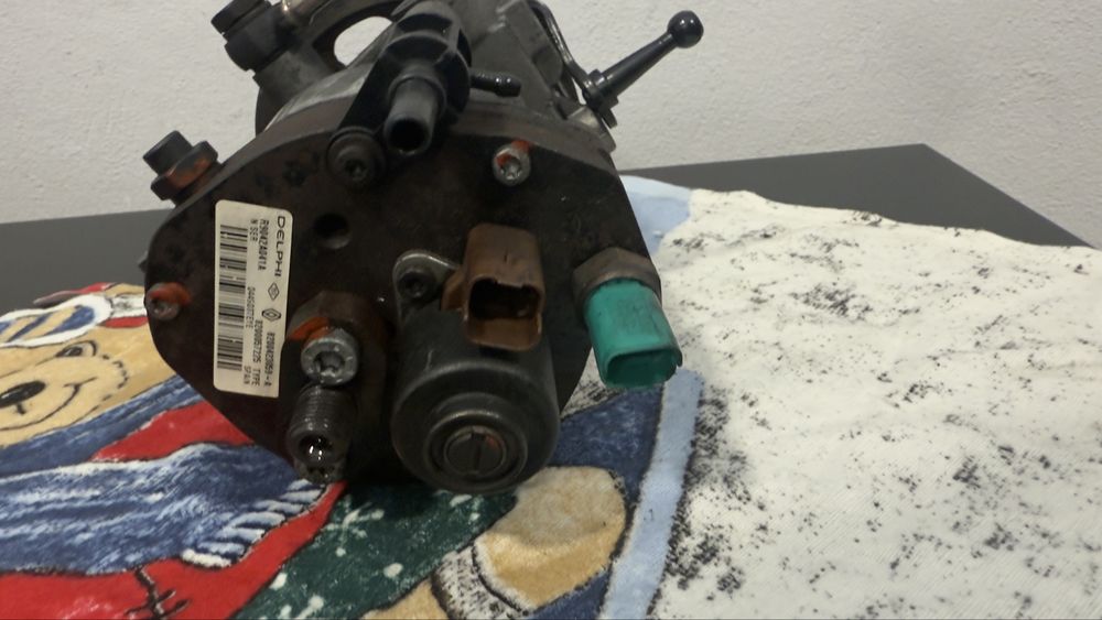 Bomba de alta pressão injecção Renault Megane CLIO  II de 02/05