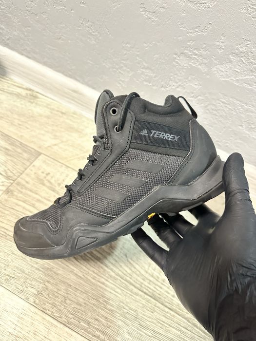 Кросівки ADIDAS TERREX AX3 MID
