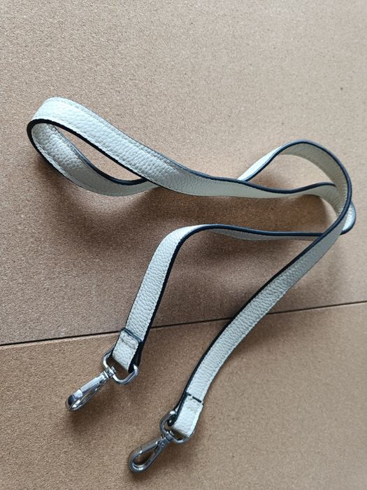 Nowy beżowy pasek do torebki ecru stebtlrne okucia