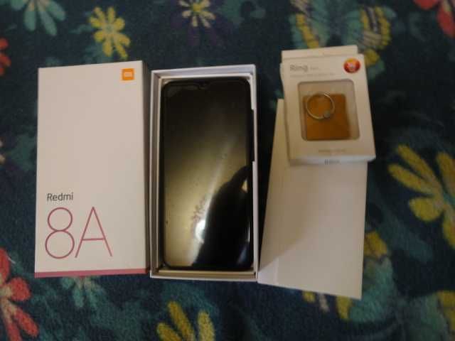 Xiaomi Redmi 8 A    4 /64.