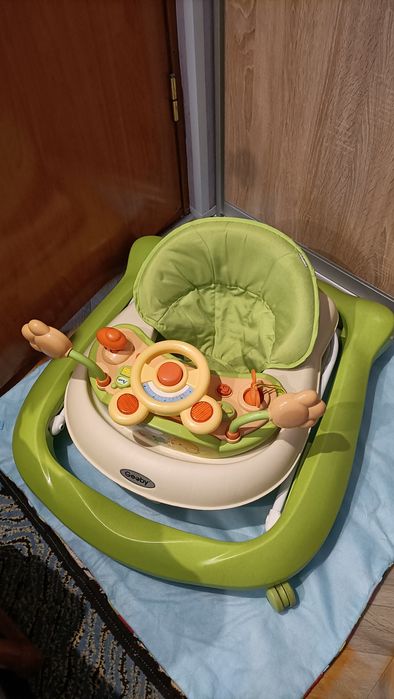 Продам ходунки Geoby.