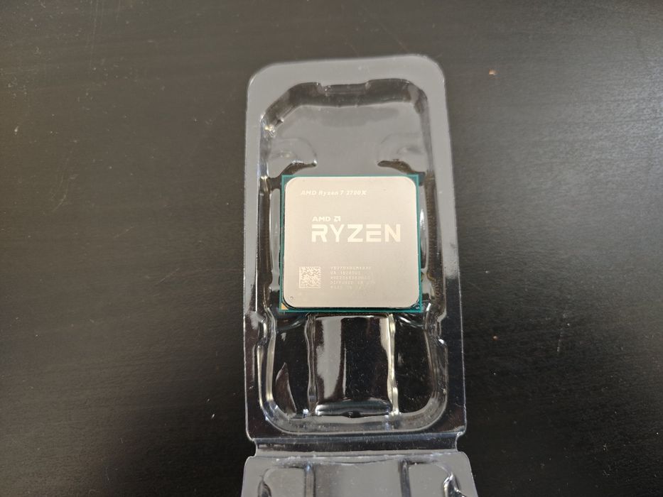 CPU AMD Ryzen 7 2700x488970646067630083