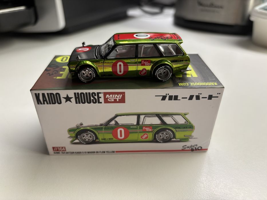 Diversas miniaturas 1/64