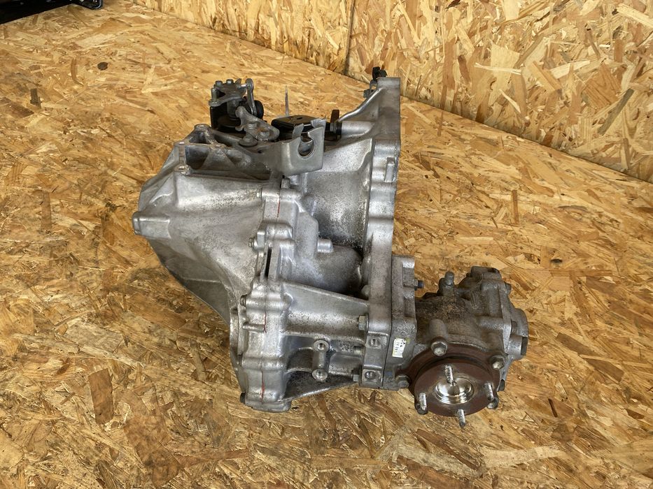 Кпп мкпп коробка передач роздатка Toyota RAV4 2.2 H1L8-F EA64F Тойота