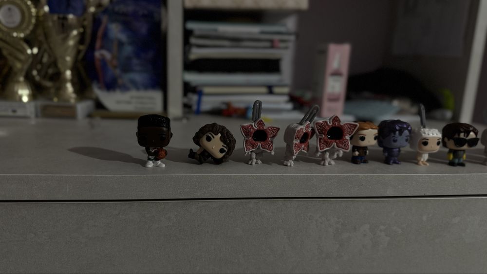 Фігурки , человєчкі, Kinder Joy , дивні дива