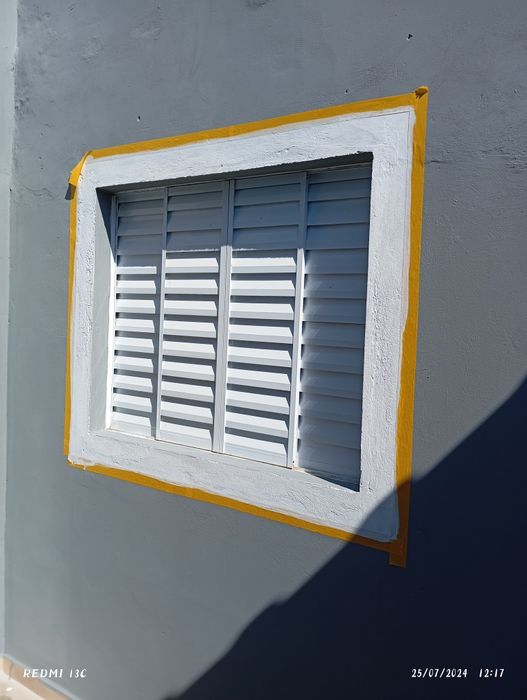 Pinturas em geral somente aos finais de semana