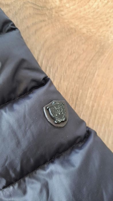 Kurtka puchowa z kapturem Massimo Dutti.