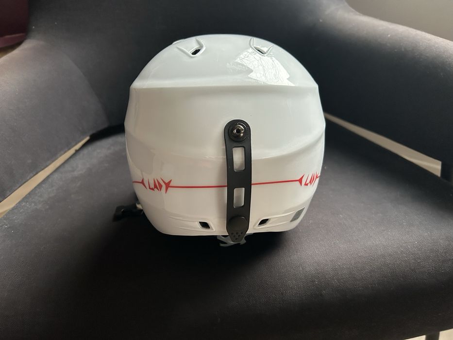 Kask Carrera narciarski