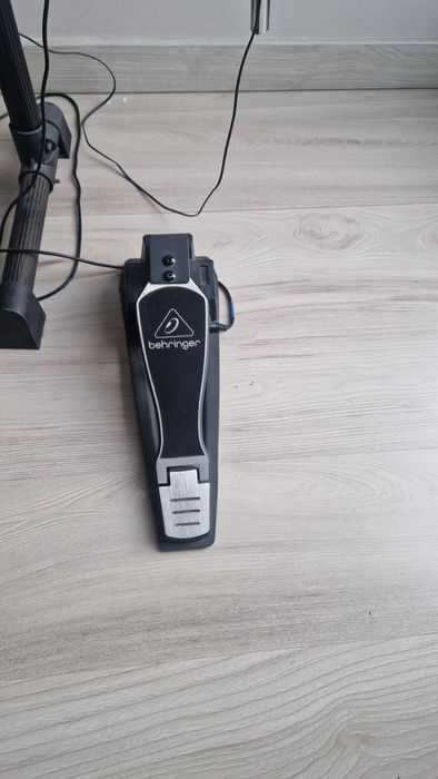 Perkusja elektryczna behringer HDS240USB