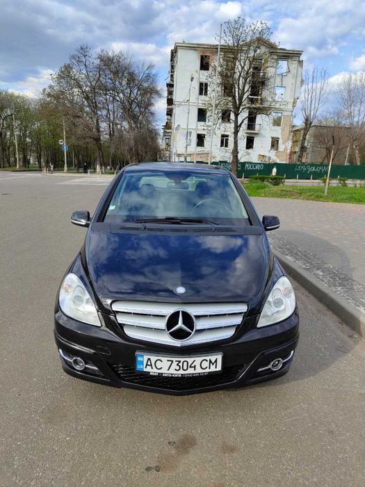 Mercedes-Benz B-Class B 180