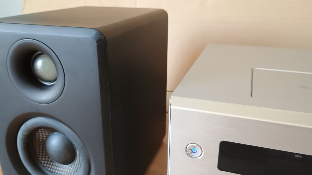 Wieża Philips BTB7150 Bluetooth DAB
