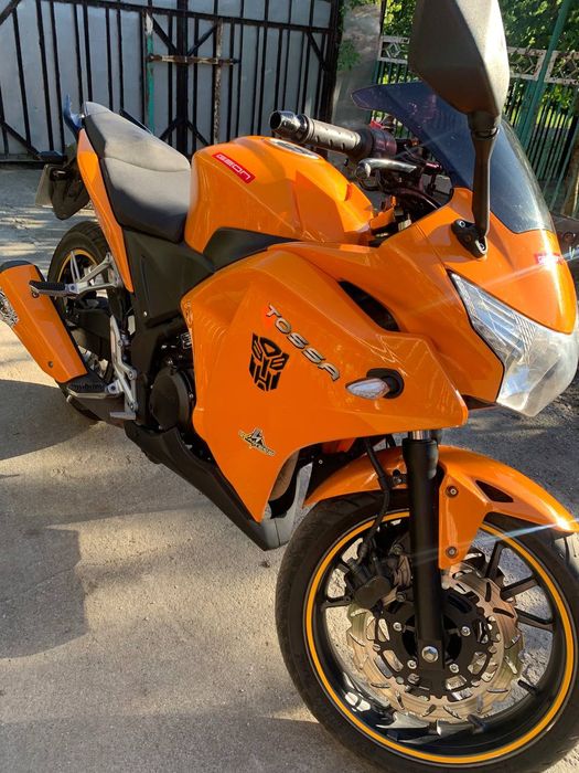Продам мотоцикл Geon Tossa 4V