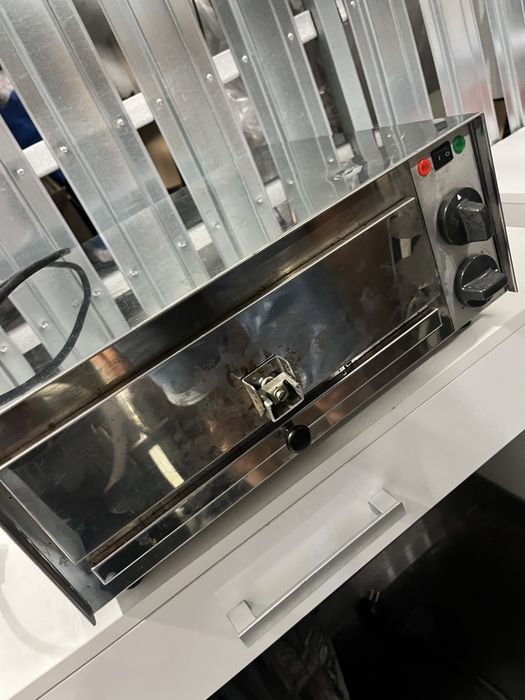 Opiekacz do zapiekanek