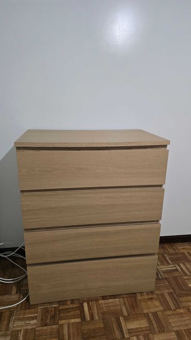 Quarto semi-novo só com 1 ano