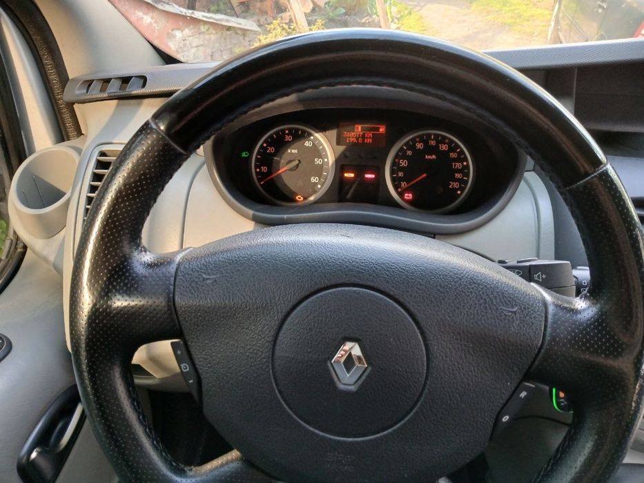 Renault Trafik 2011