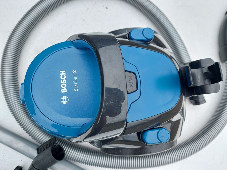 Odkurzacz bezworkowy bosch serie 2