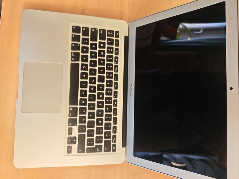 MacBook Air A1466