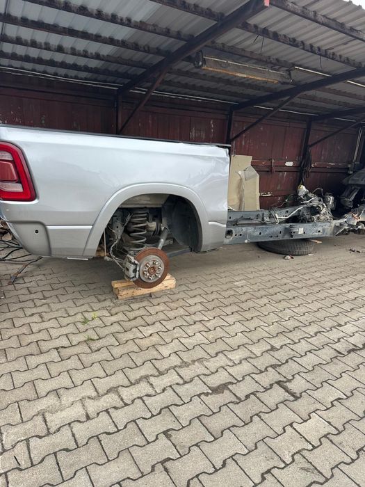 Drzwi Dodge Ram 1500 2020