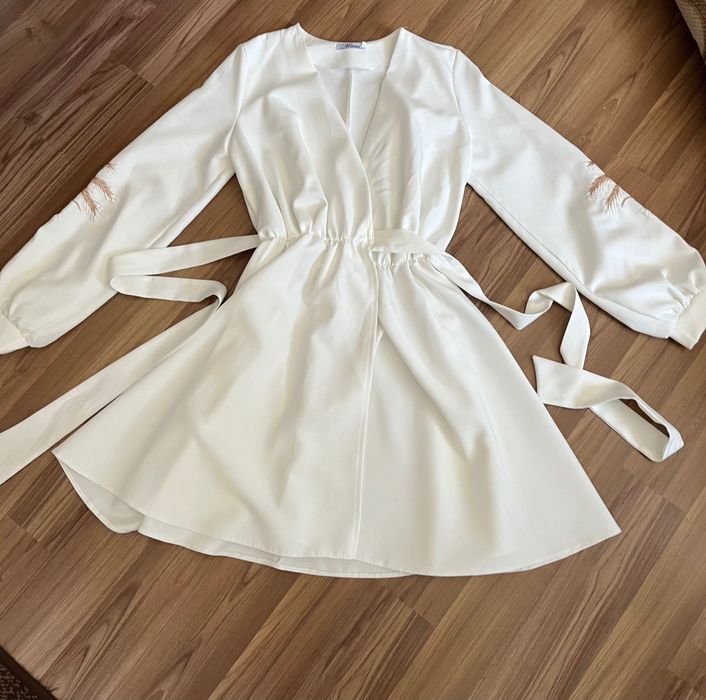 Сукня з колосками