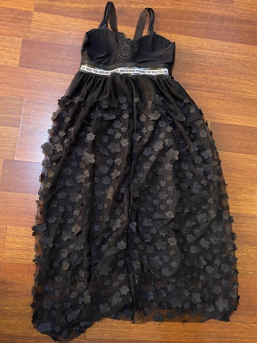 Платье чёрное с 3Д узором
