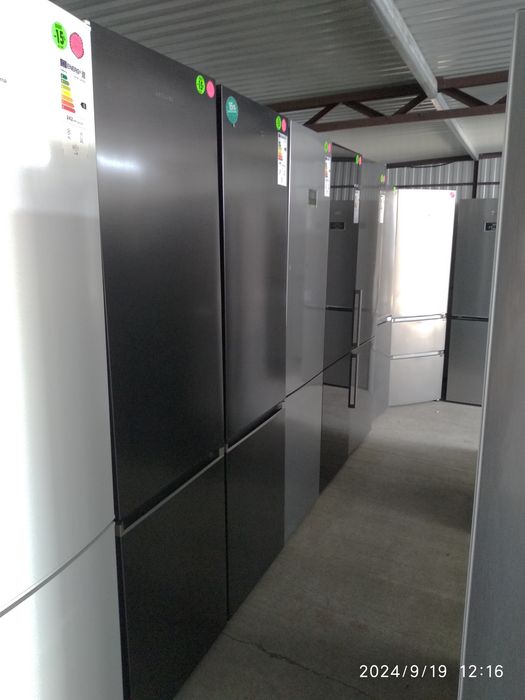 OUTLET Janki ul Wspólna 6 Lodówka Samsung RB38C705CB1