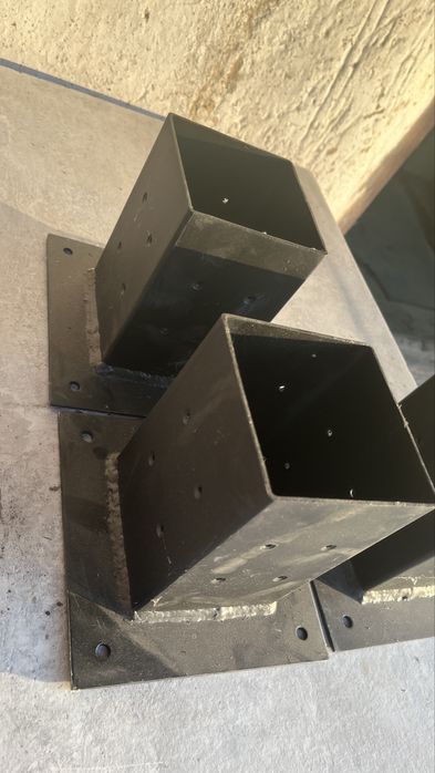 Закладна опора (стакан) для дерев’яного стовпа 100×100 мм