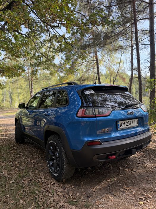 Продам Jeep Cherokee Trailhawk 2019 року