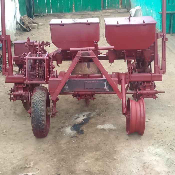 Вакуумна гарбузова сівалка