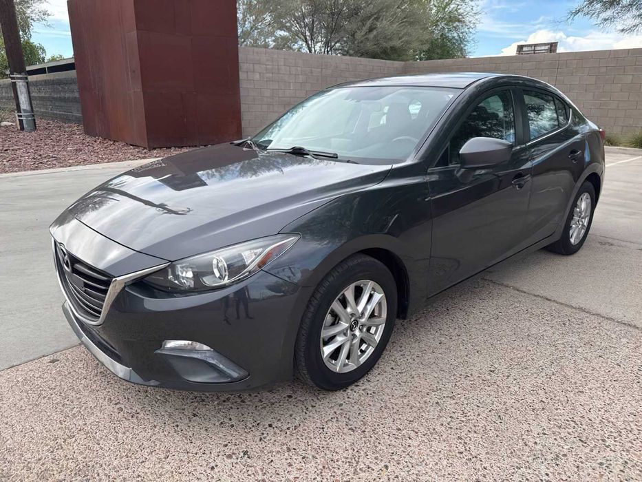 Mazda 3 i Touring      2016