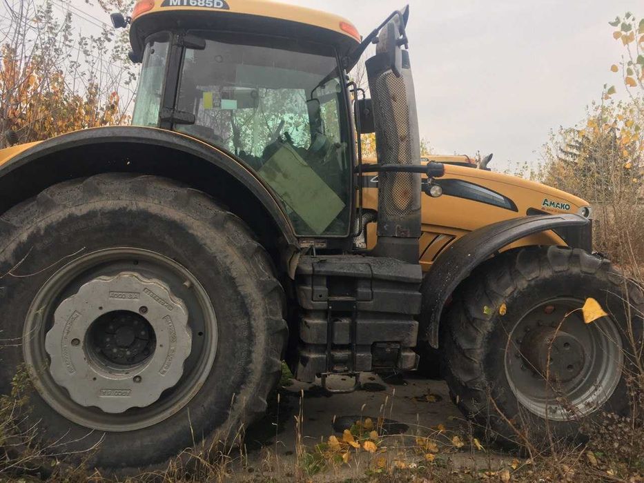 трактор Challenger MT 685 D