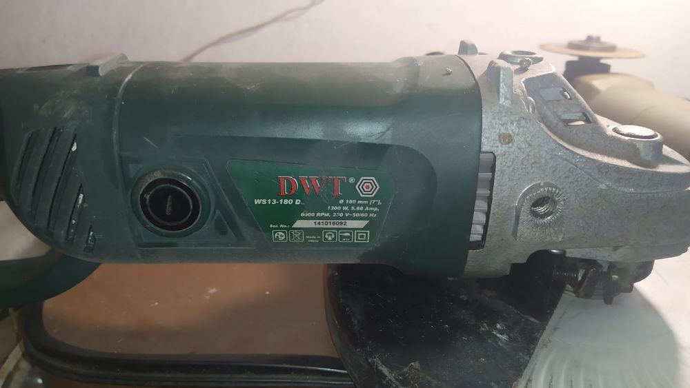 DWT WS13-180D Болгарка
