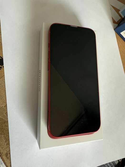 Iphone 13 kolor czerwony