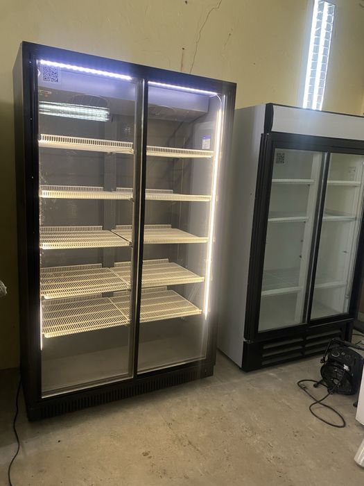 Холодильный шкаф Витрина Барный Кондитерская Холодильник для воды