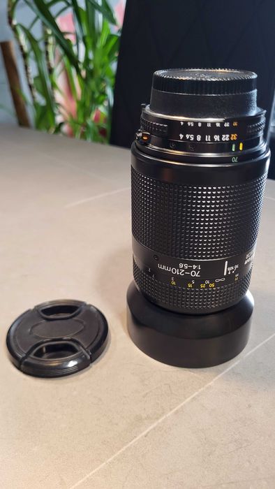 Nikon AF Nikkor 70-210mm 1:4-5.6