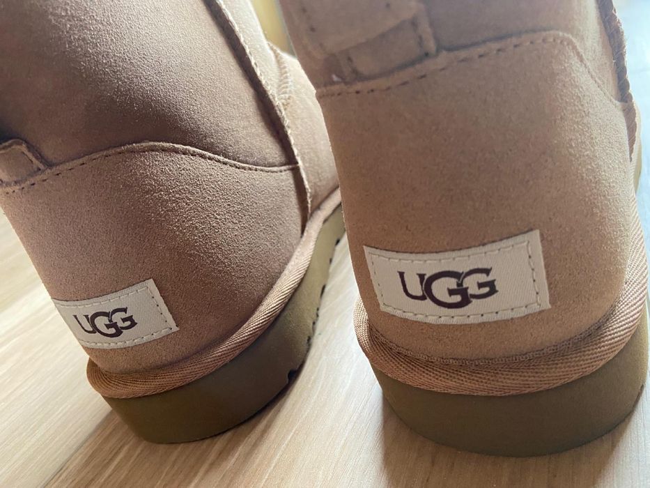 UGG M Classic Mini