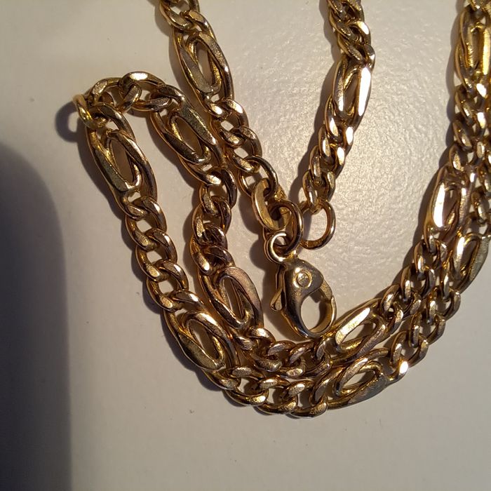 Złoty łańcuszek p.585