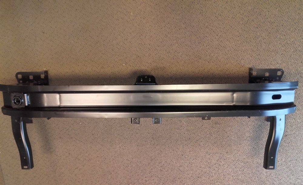 Підсилювач переднього бампера VW Golf VII USA 5G0807109AL